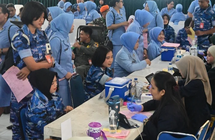 Lanud Roesmin Nurjadin kumpulkan 207 Kantong Darah pada Hari Bakti ke-79 TNI AU
