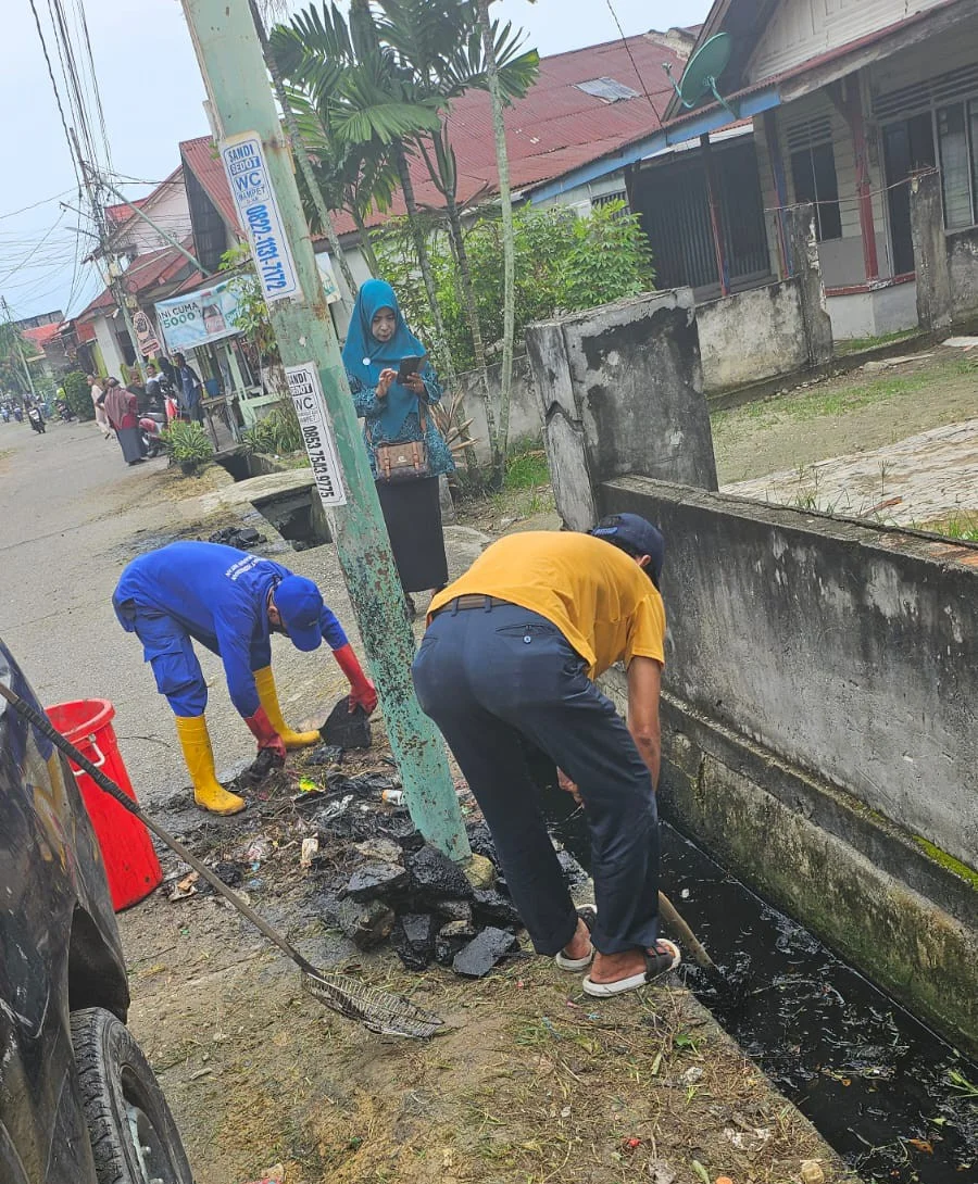 RT 014 Jadi Pusat Gotong Royong, Tiga Gang Dibersihkan Serentak